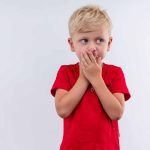 diferenciar autismo de retraso en el habla